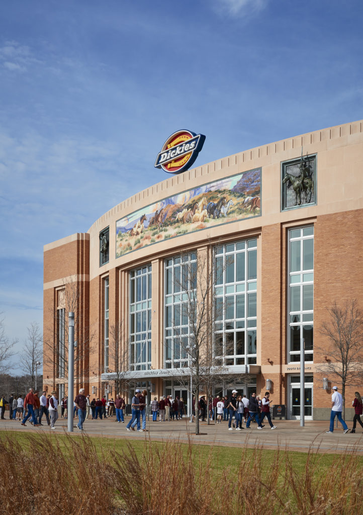 outside view of the dickies arena